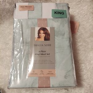 King sheet set from Thalia Sodi collection.
